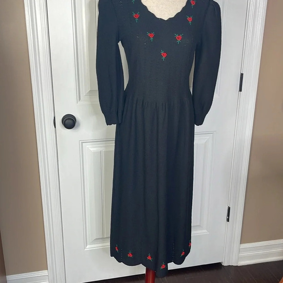 Vintage 80s ADOLFO at Saks Fifth Ave Black Knit Floral Dress Wool Blend Sz Small - Picture 7 of 13